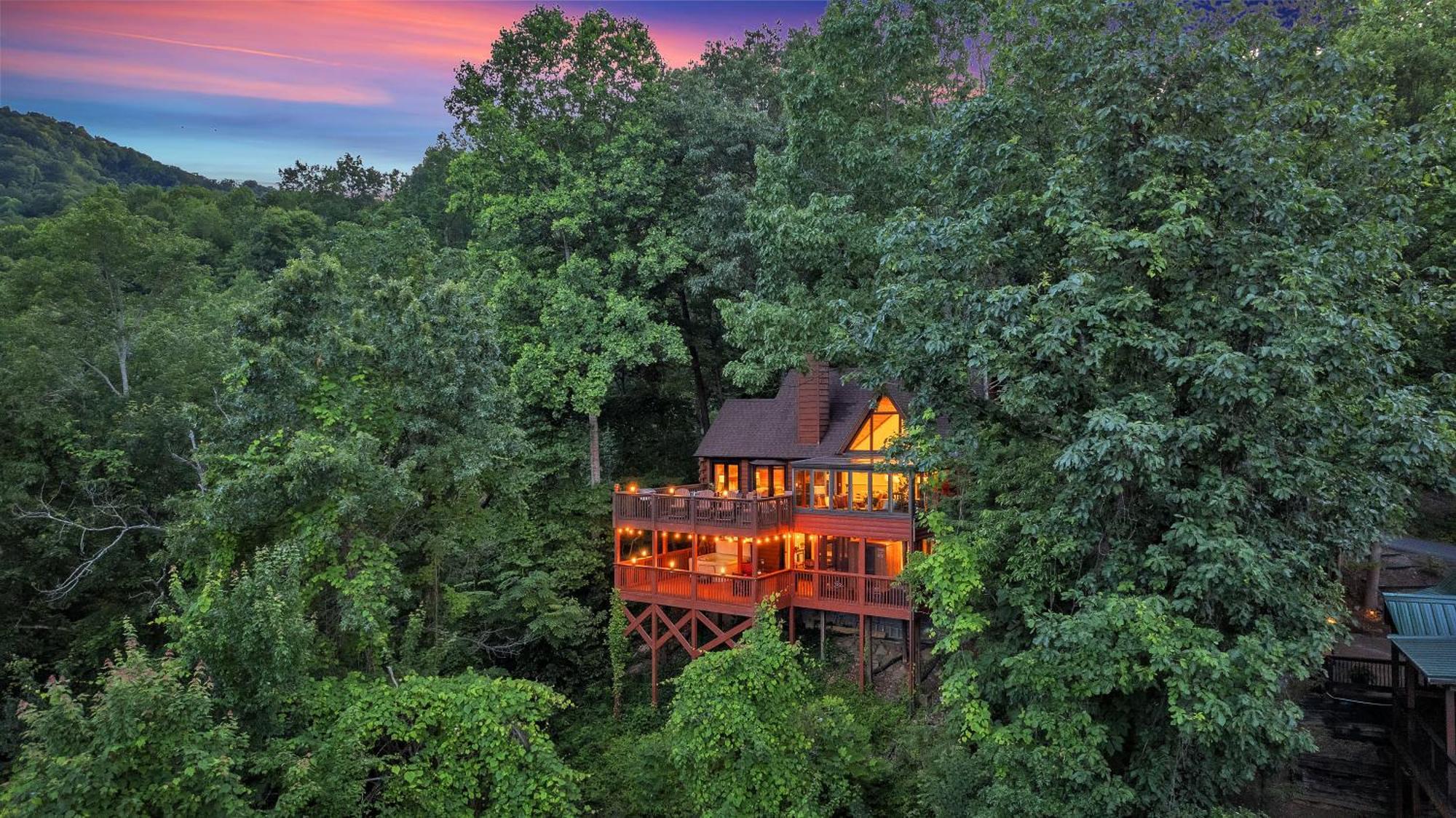 Family Chalet With Sauna, Hottub, Heavenly Views! Mins To Downtown! Gatlinburg Exteriör bild